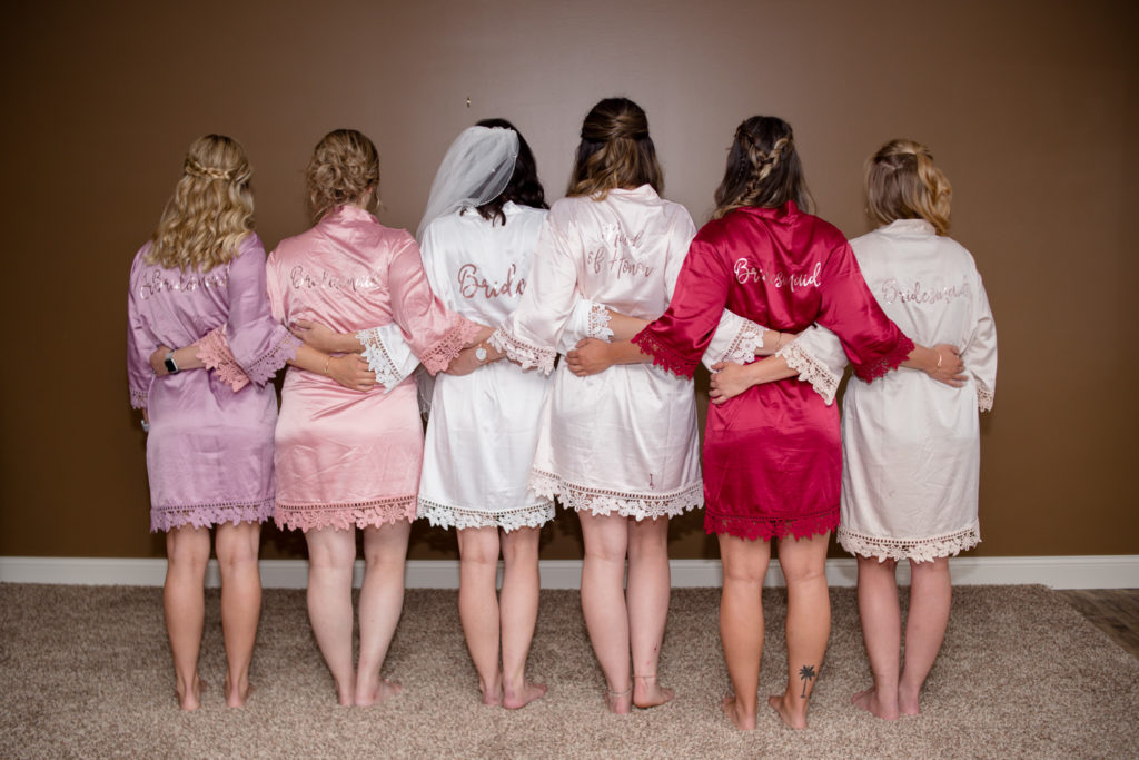 getting ready, bridesmaids